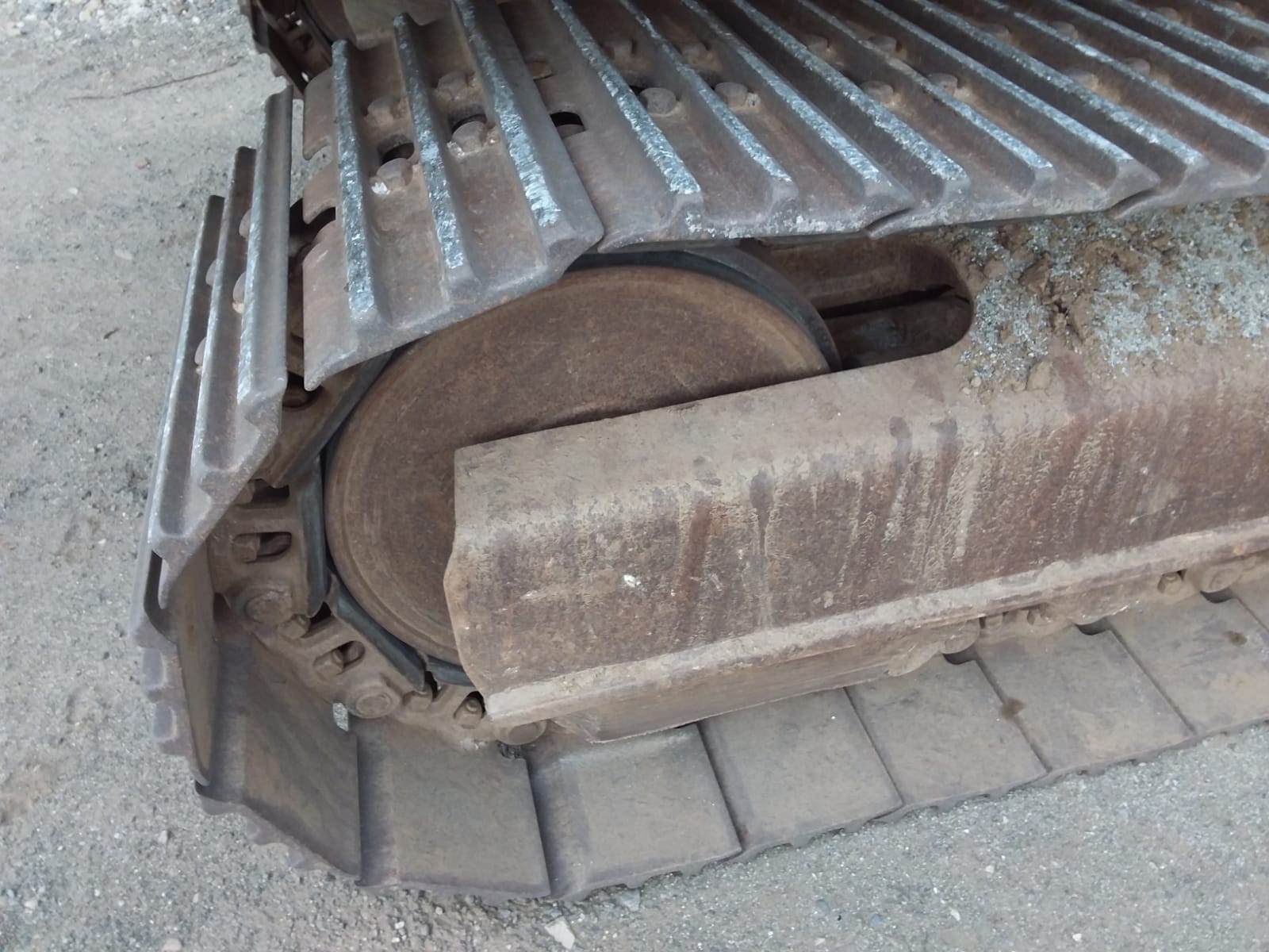 Escavatore Fiat Hitachi FH130.3 - immagine 4