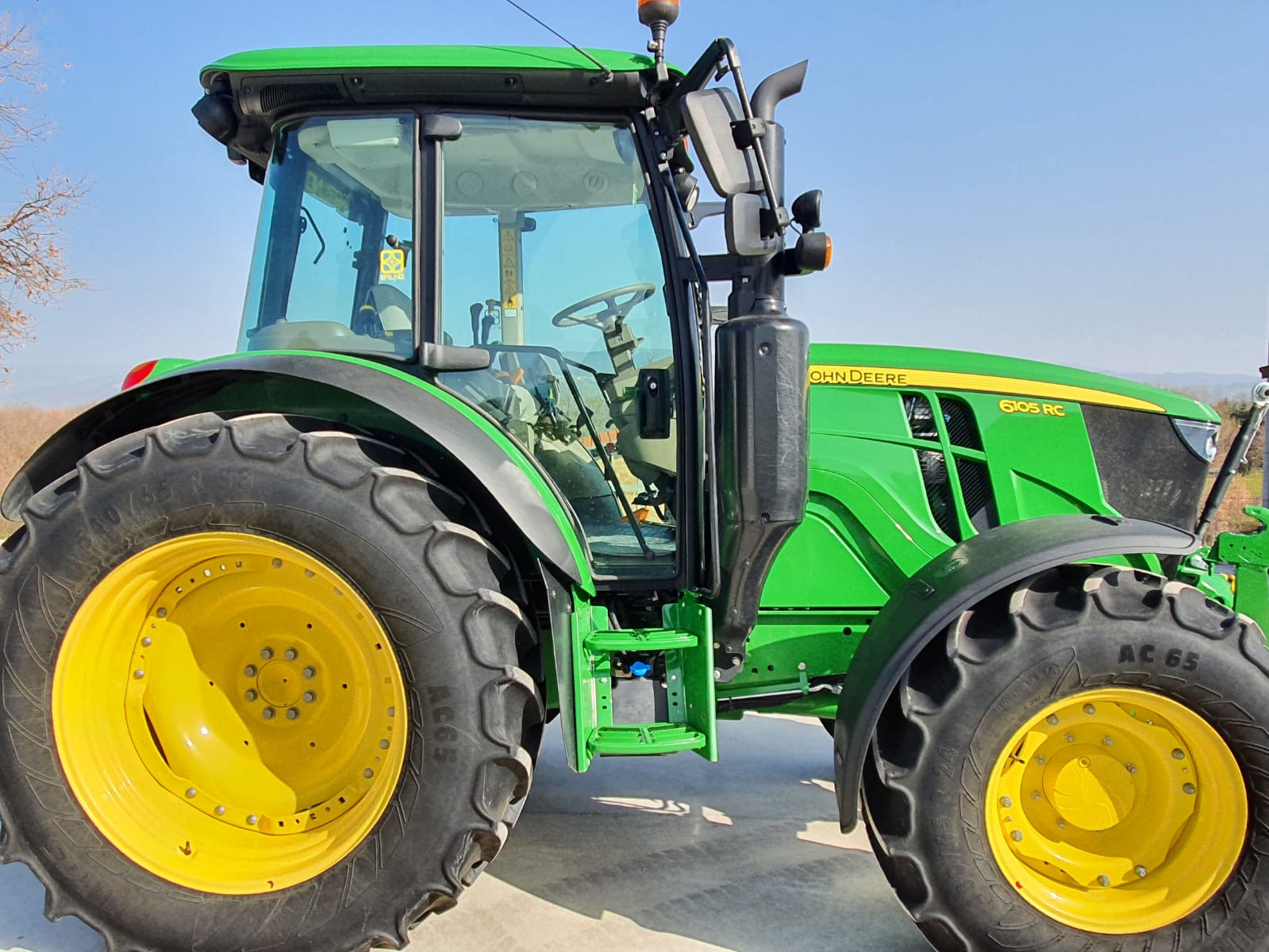 Trattore John Deere 6105 RC - immagine 3