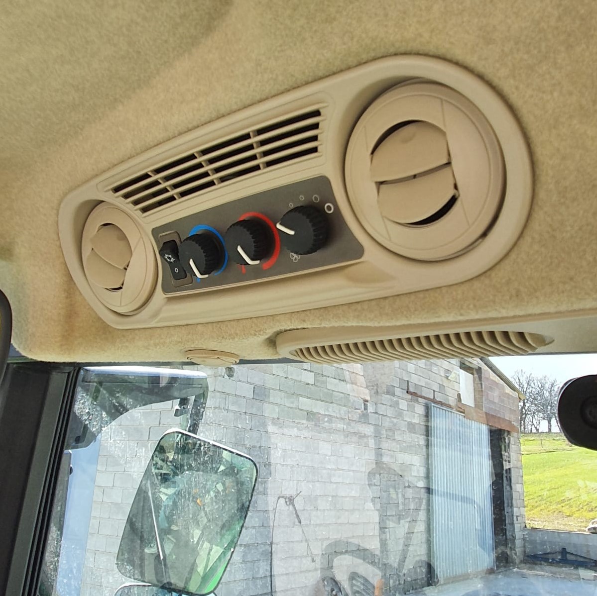 Trattore John Deere 6105 RC - immagine 6