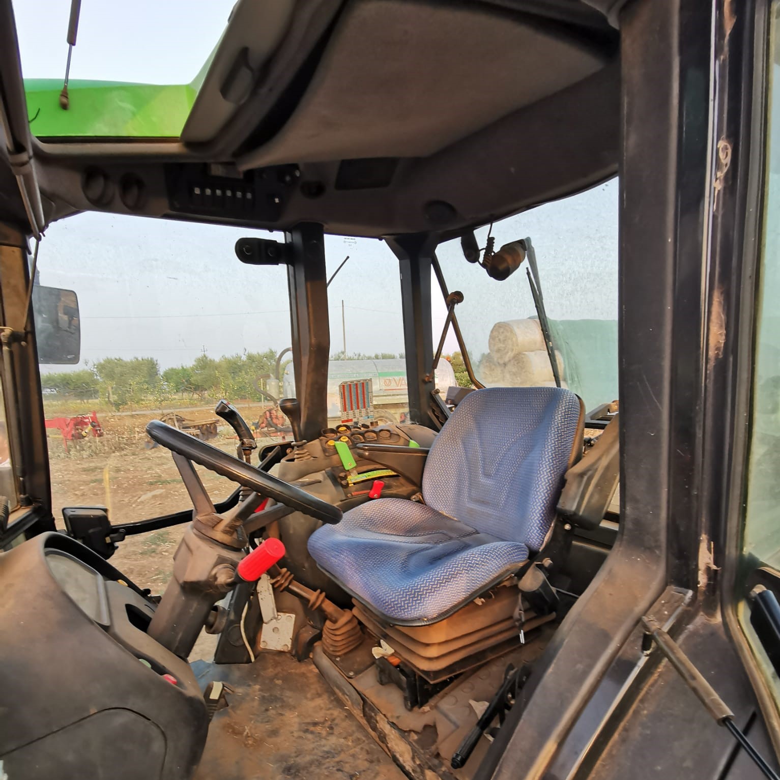 Trattore Deutz-Fahr Agroplus 85 - immagine 3