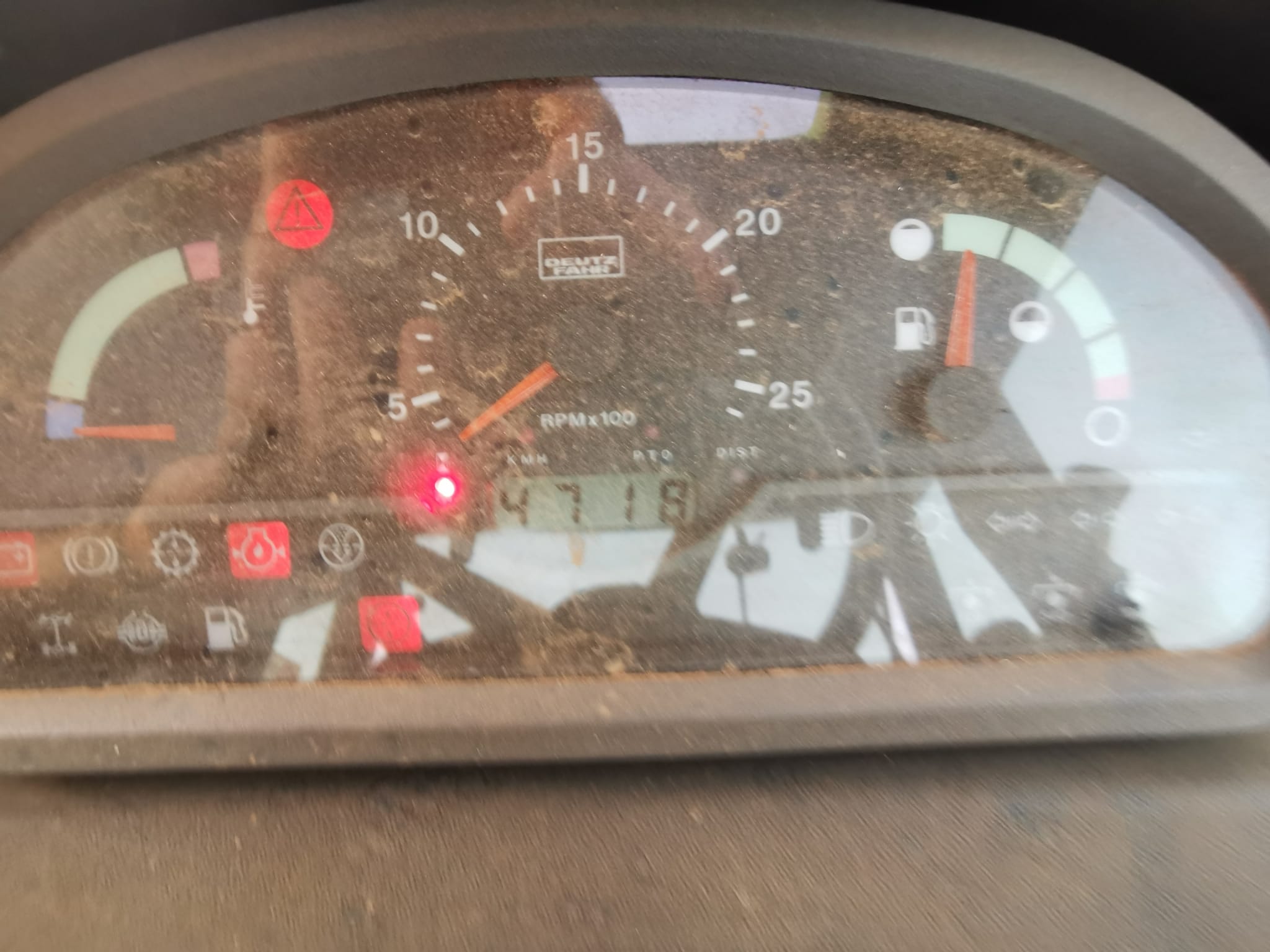 Trattore Deutz-Fahr Agroplus 85 - immagine 5