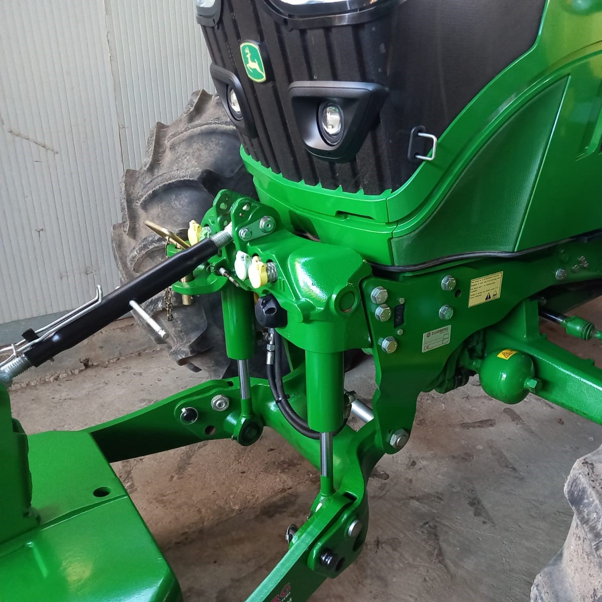 Trattore John Deere 6105 R - C/Vendita - immagine 6