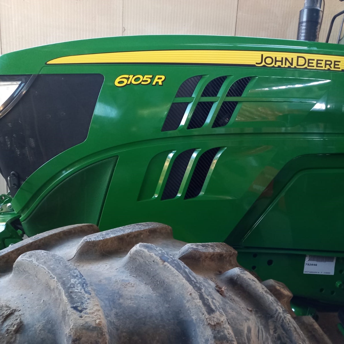 Trattore John Deere 6105 R - C/Vendita - immagine 2