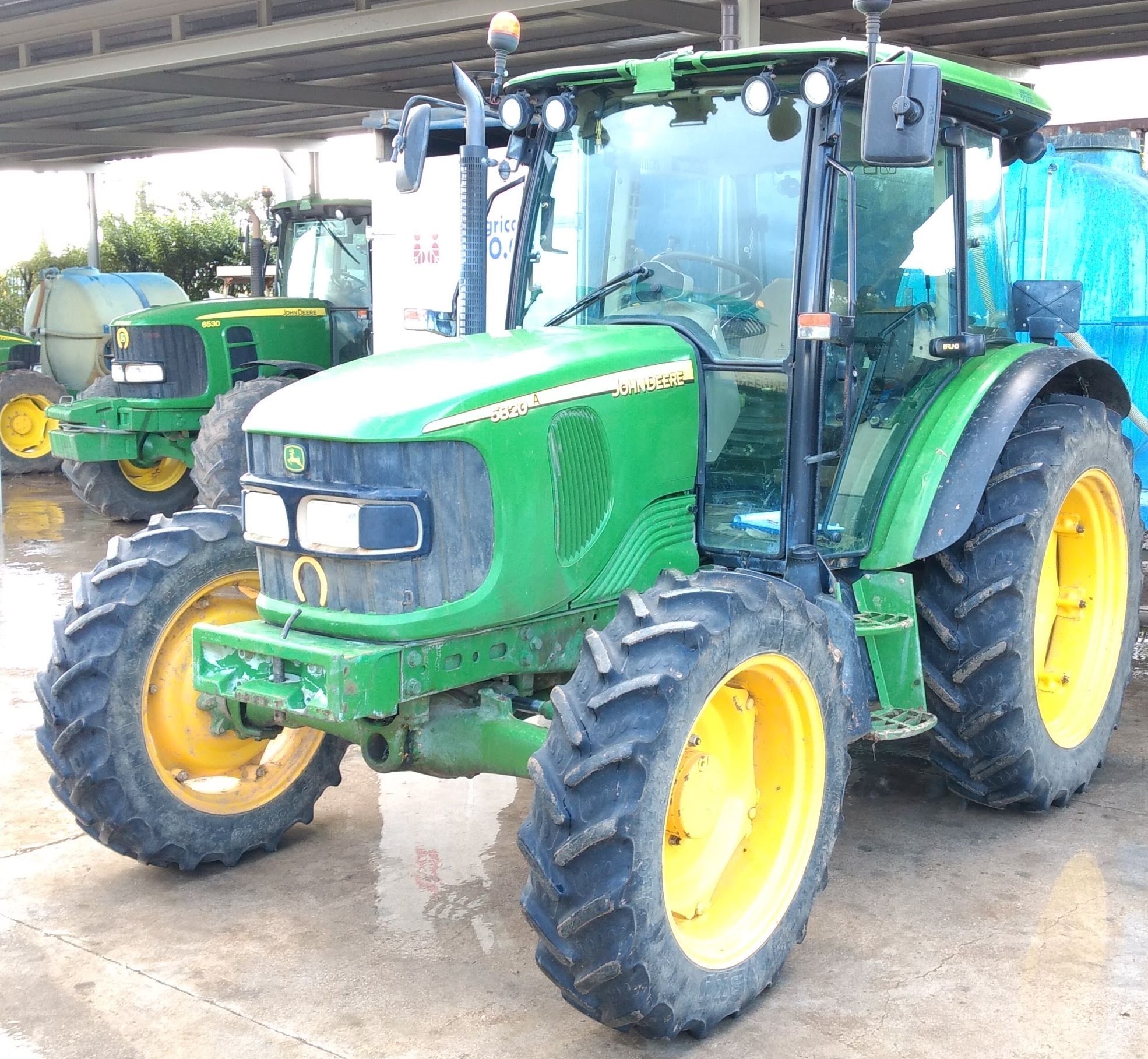 Trattore John Deere 5820 - immagine 2
