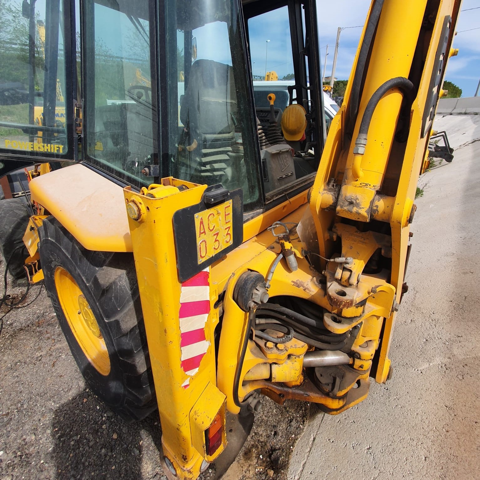 Terna JCB 3CX - immagine 2