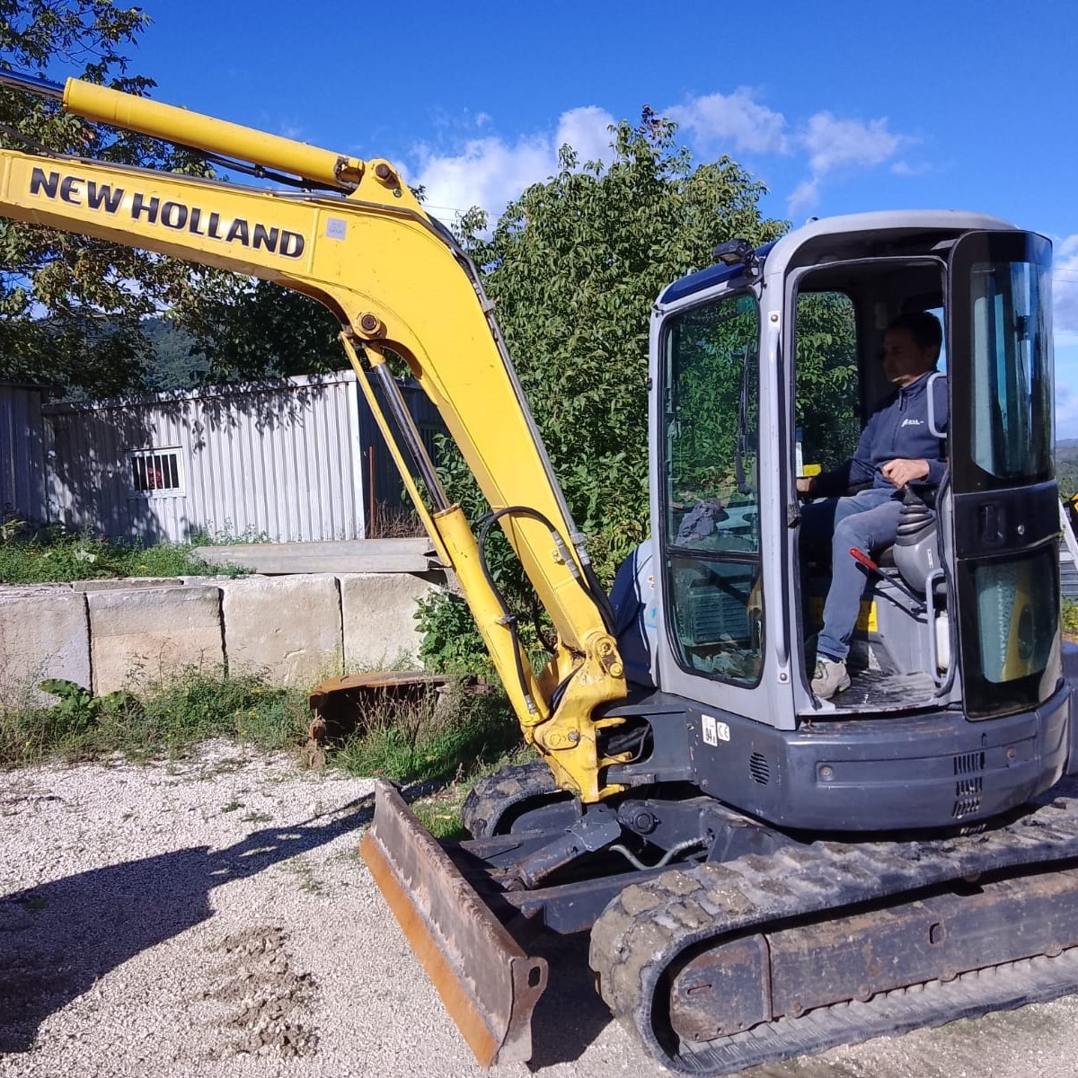 Escavatore New Holland E 50.2 SR