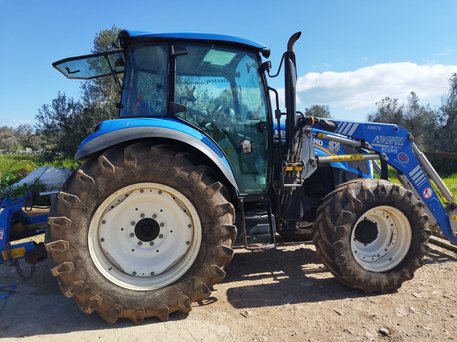 Trattore New Holland T4.85 - immagine 4
