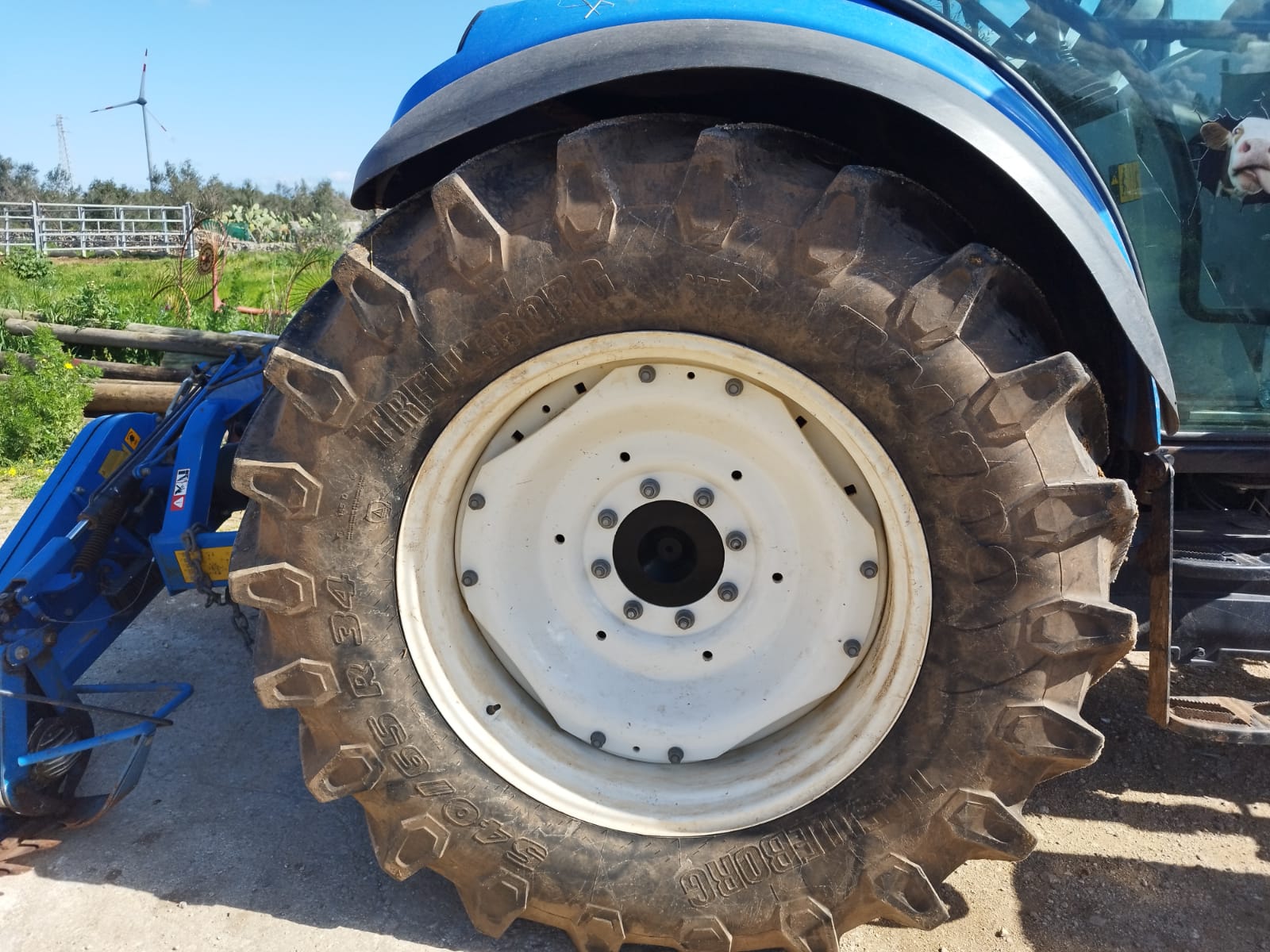 Trattore New Holland T4.85 - immagine 9
