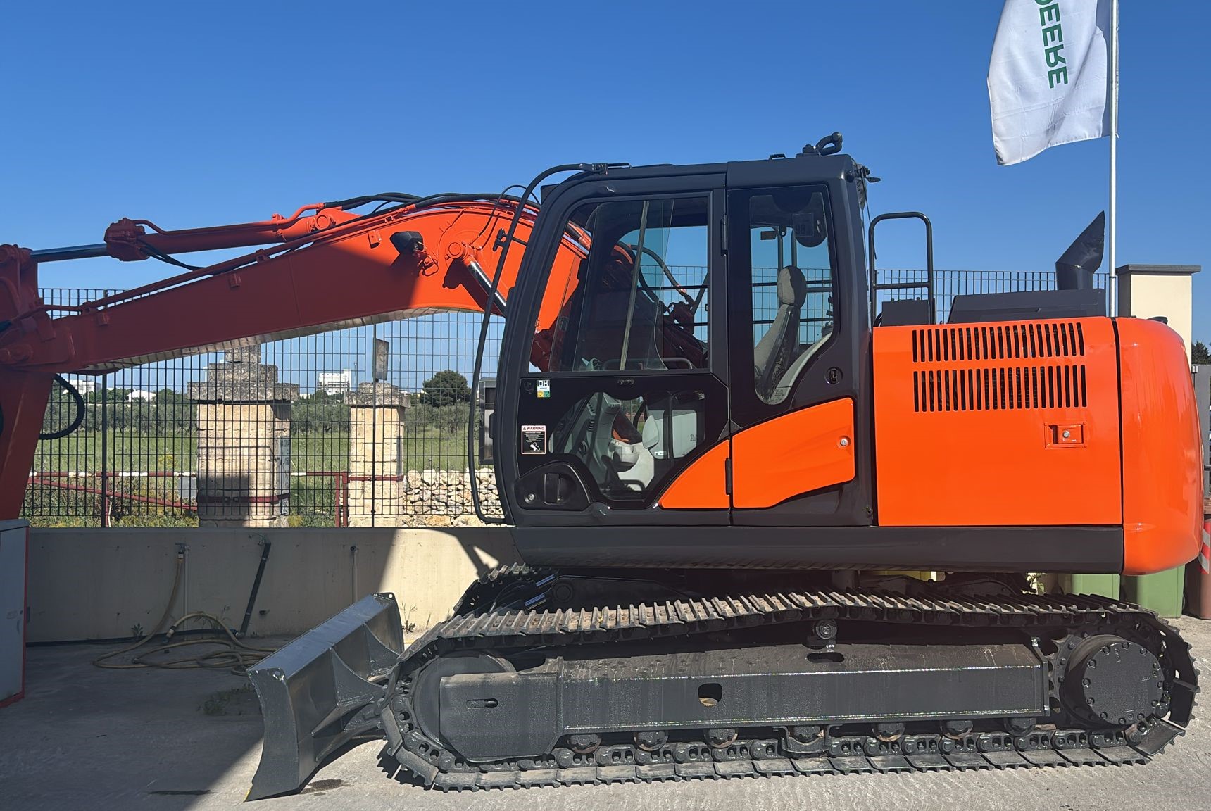 Escavatore Hitachi Zaxis ZX 130-6 - immagine 2