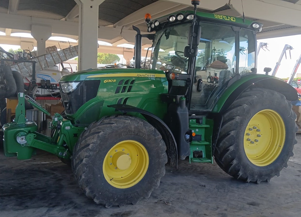 Trattore John Deere 6130R - immagine 2