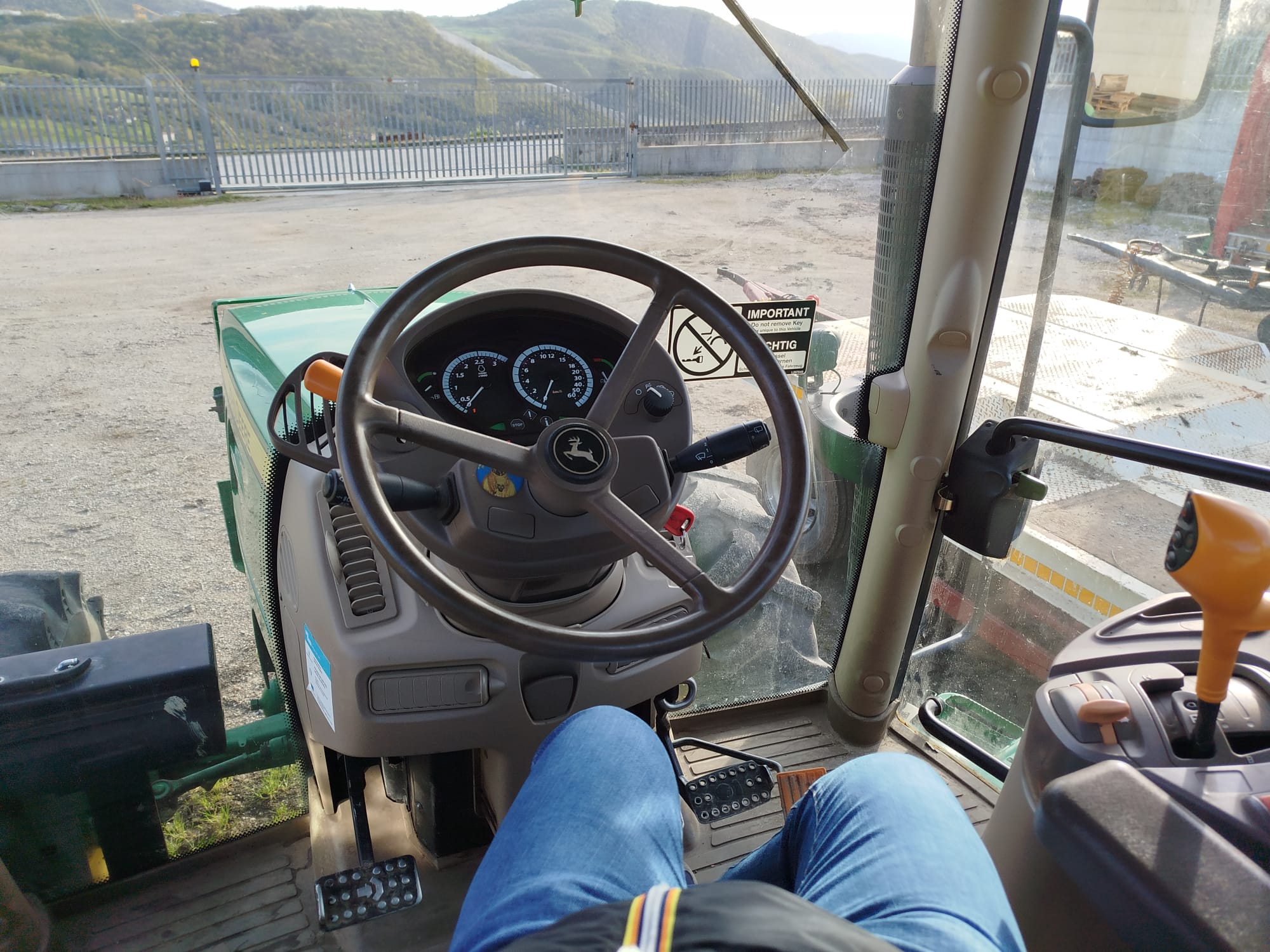 Trattore John Deere 6125R - immagine 5