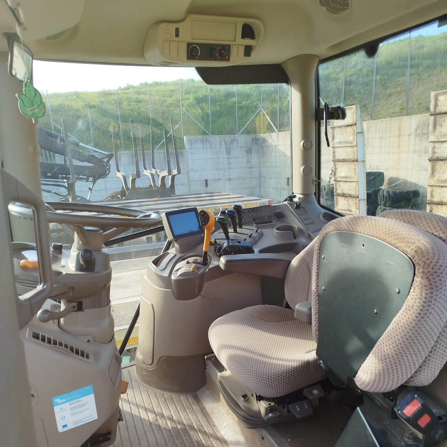 Trattore John Deere 6125R - immagine 3