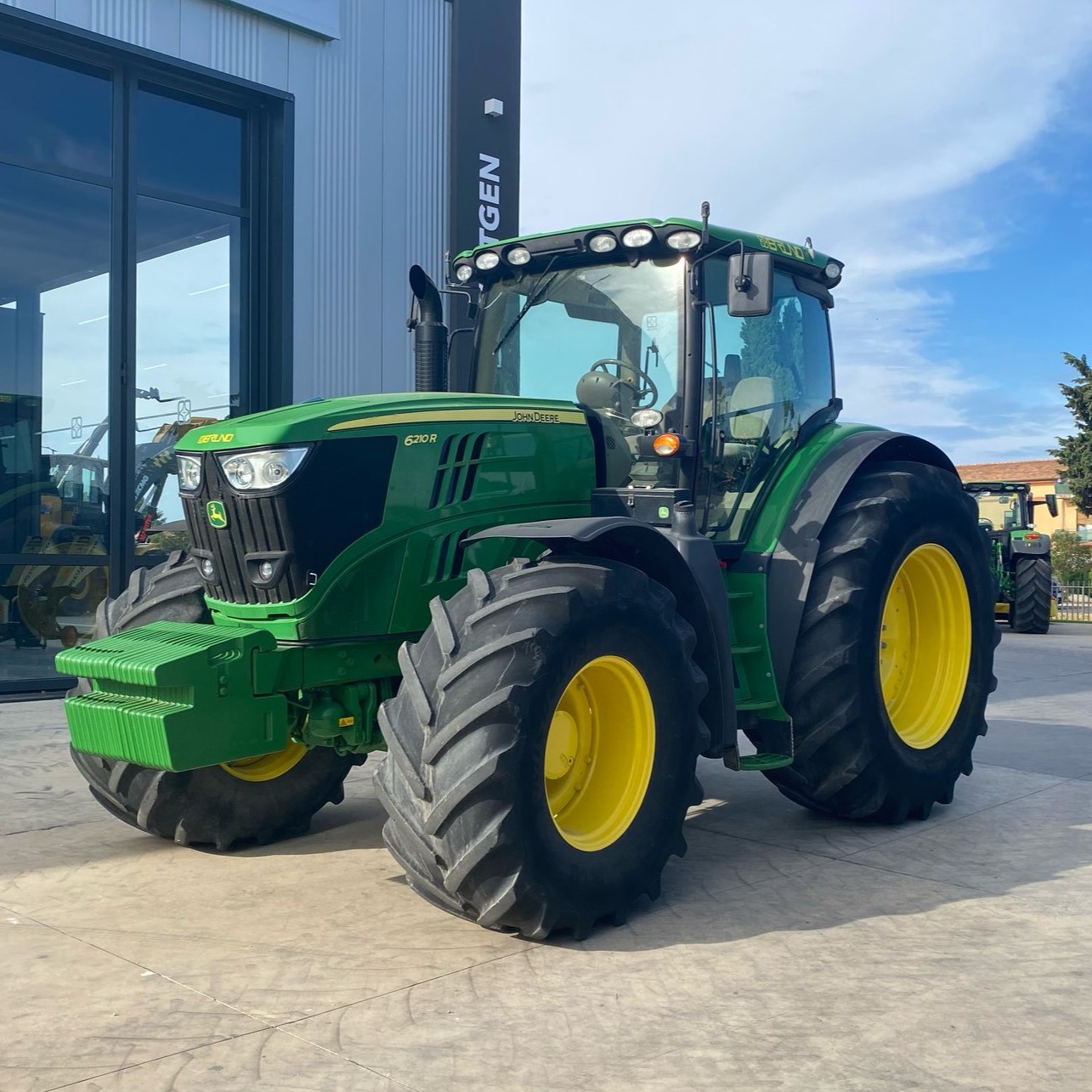 Trattore John Deere 6210R