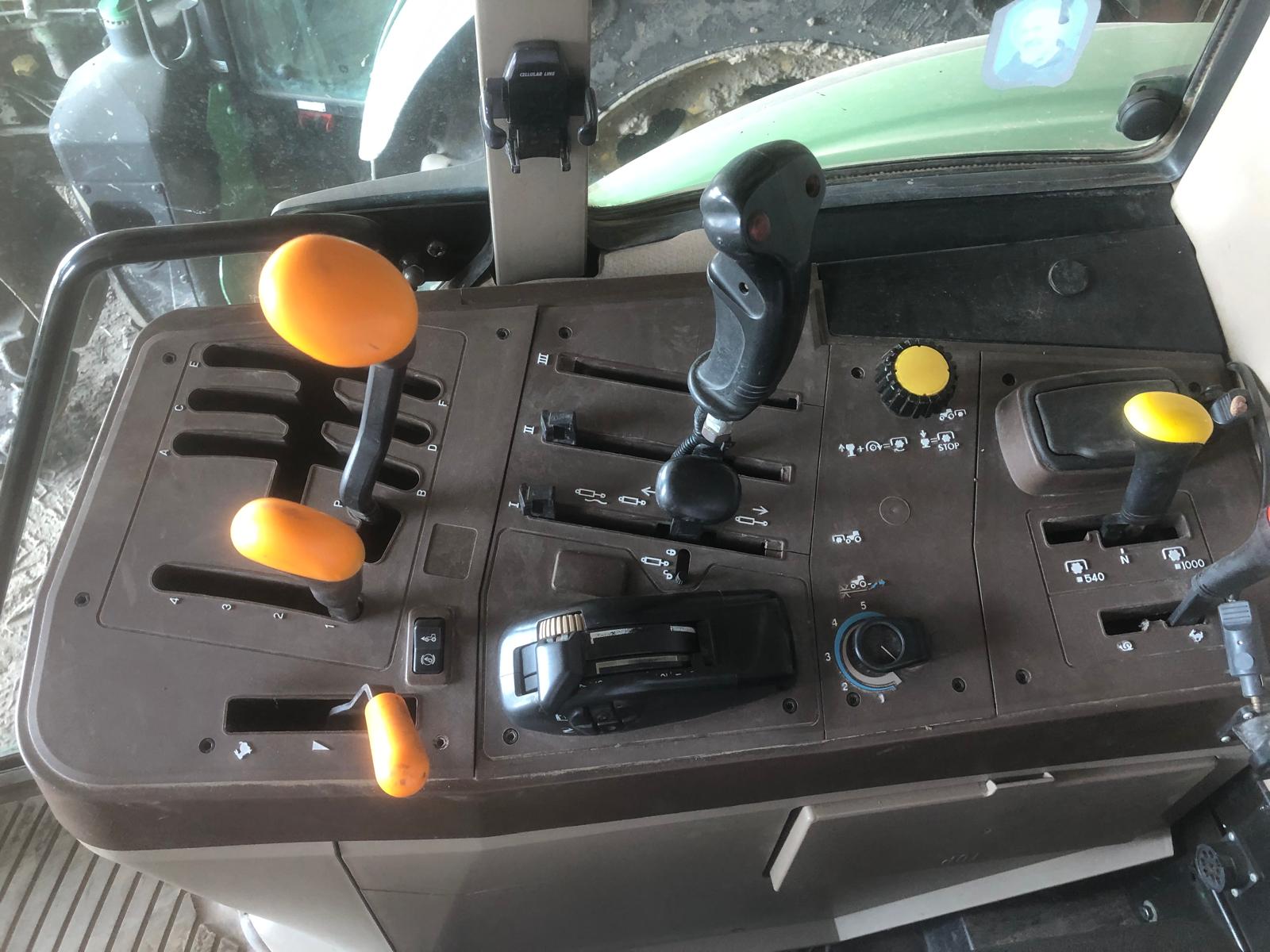 Trattore John Deere 6520 SE - immagine 4