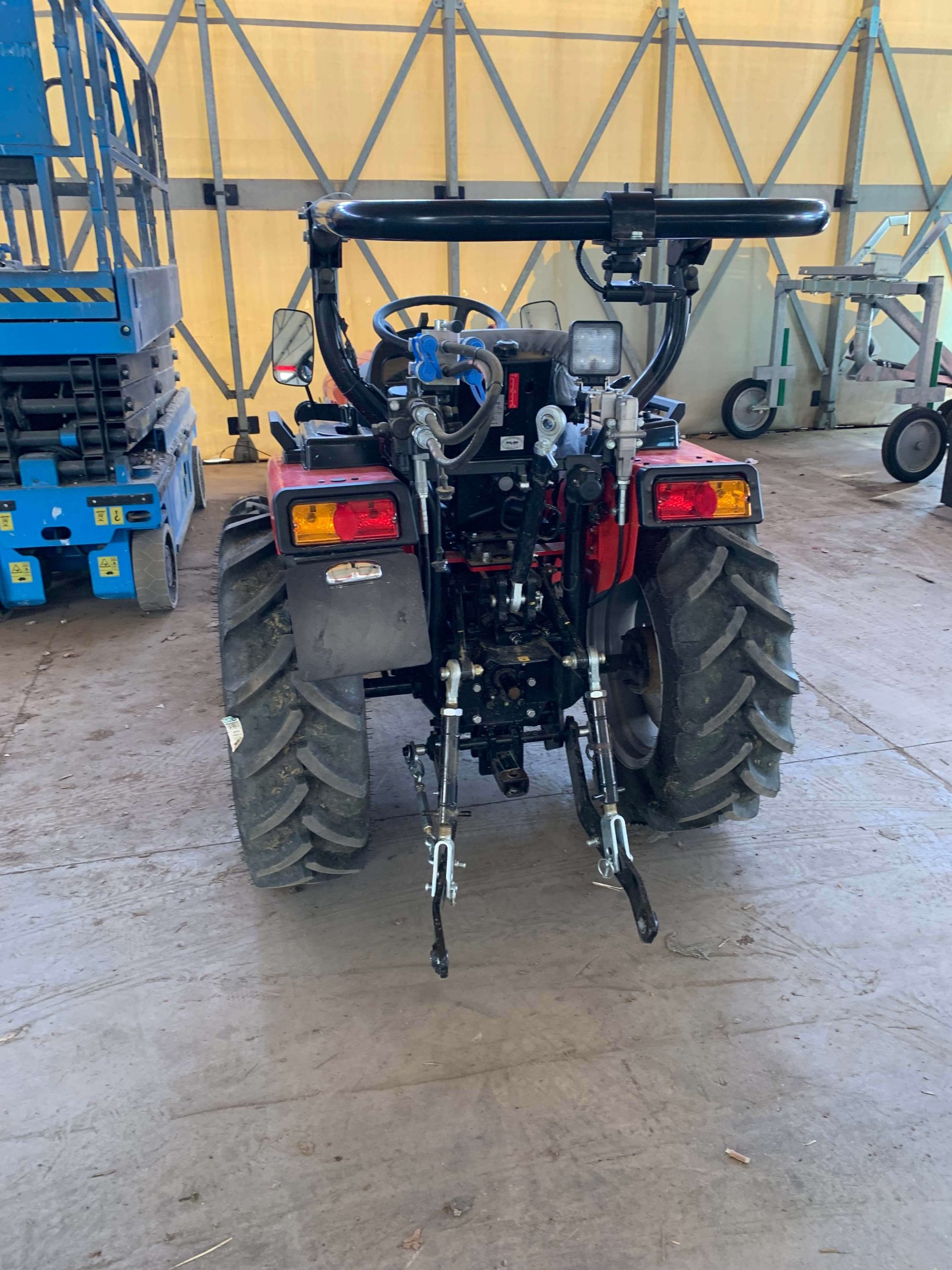 Trattore Cosmo VST 930R - immagine 3