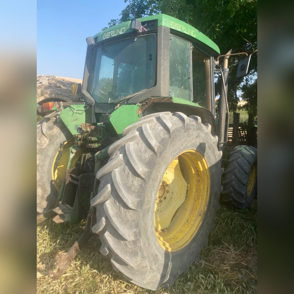 Trattore John Deere 6310 - immagine 3