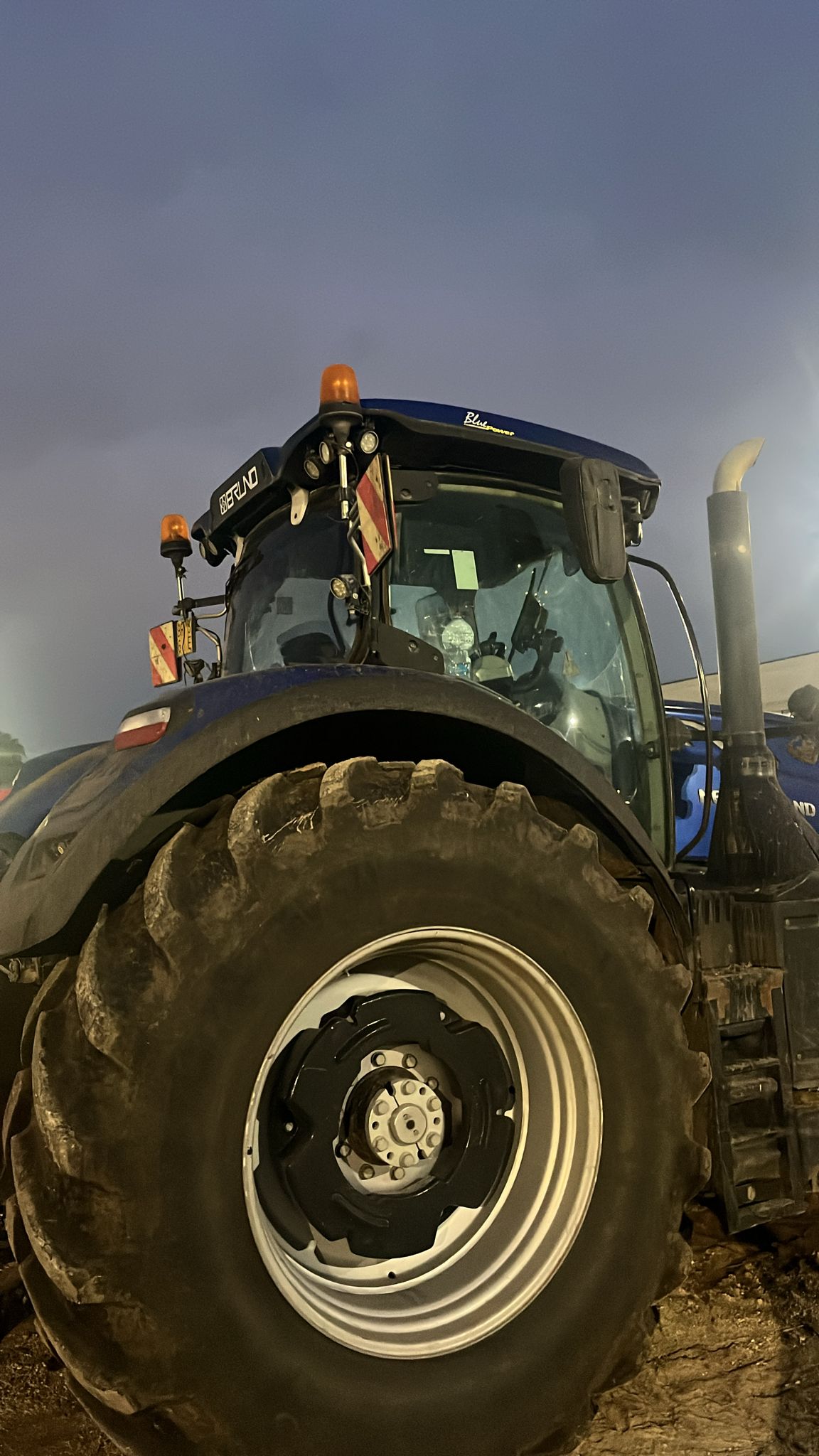 Trattore New Holland T7 315 - immagine 3