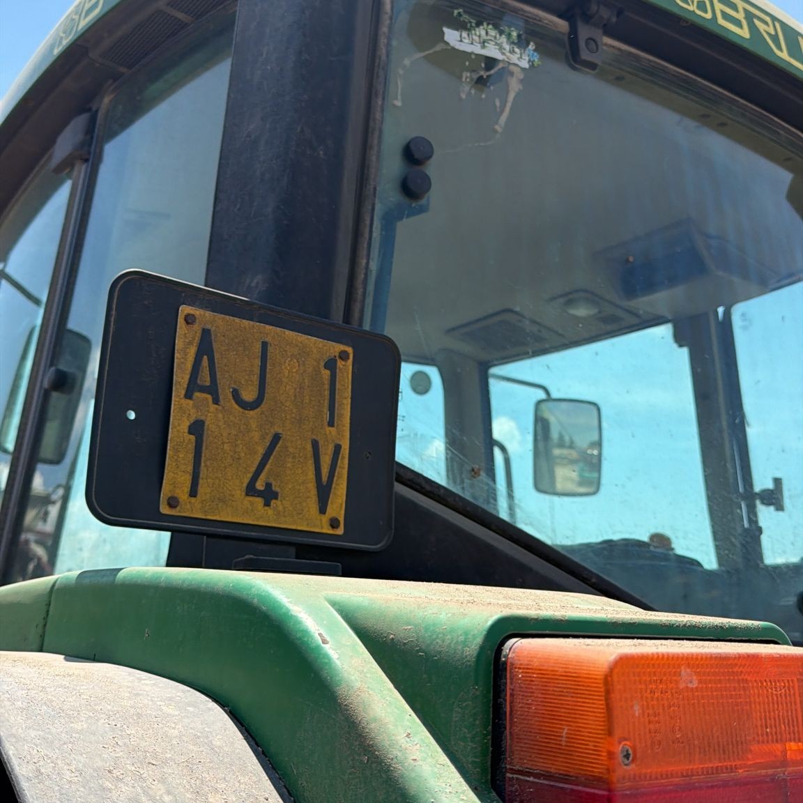 Trattore John Deere 6310 - immagine 2