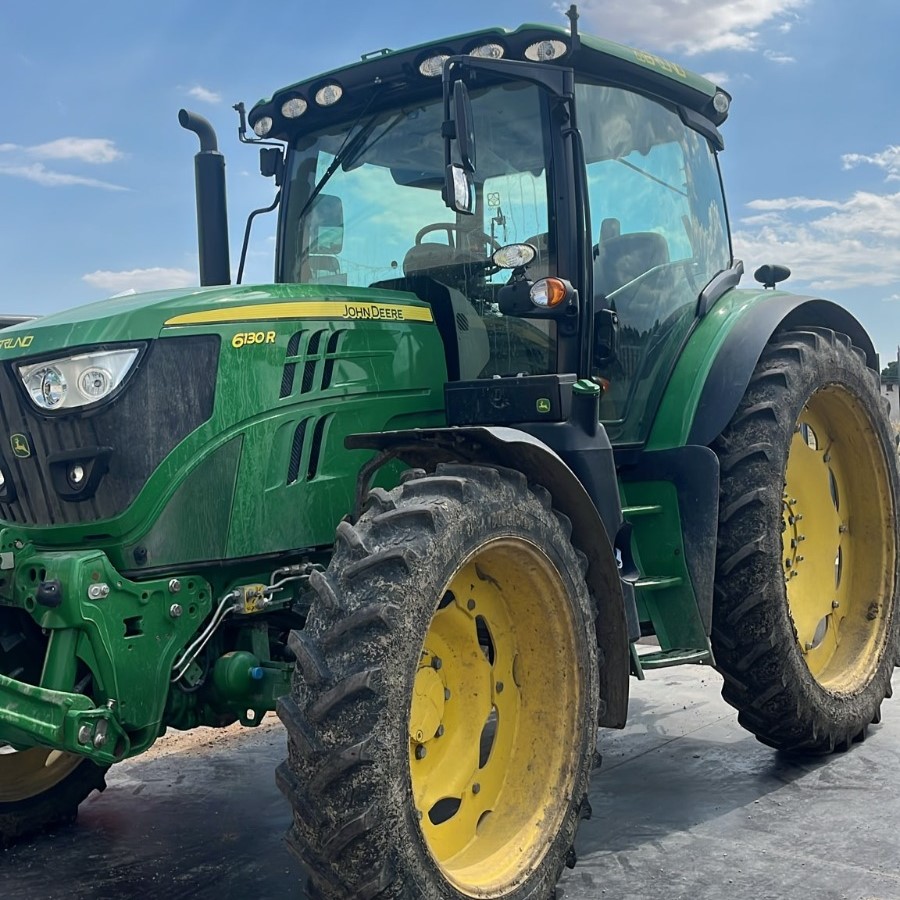 Trattore John Deere 6130R