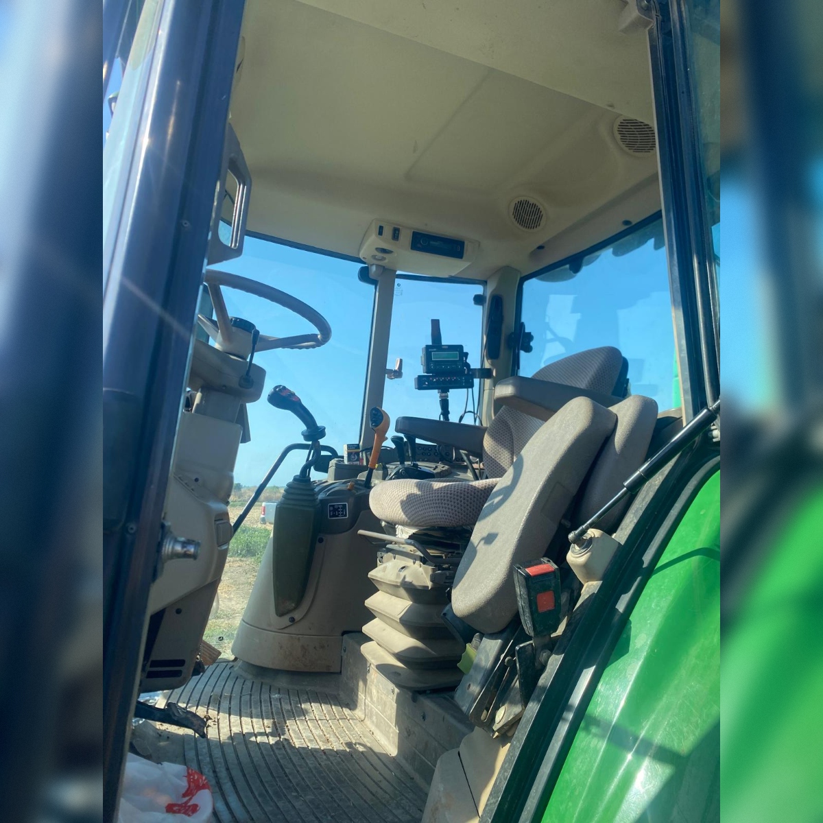 Trattore John Deere 6120M - immagine 2