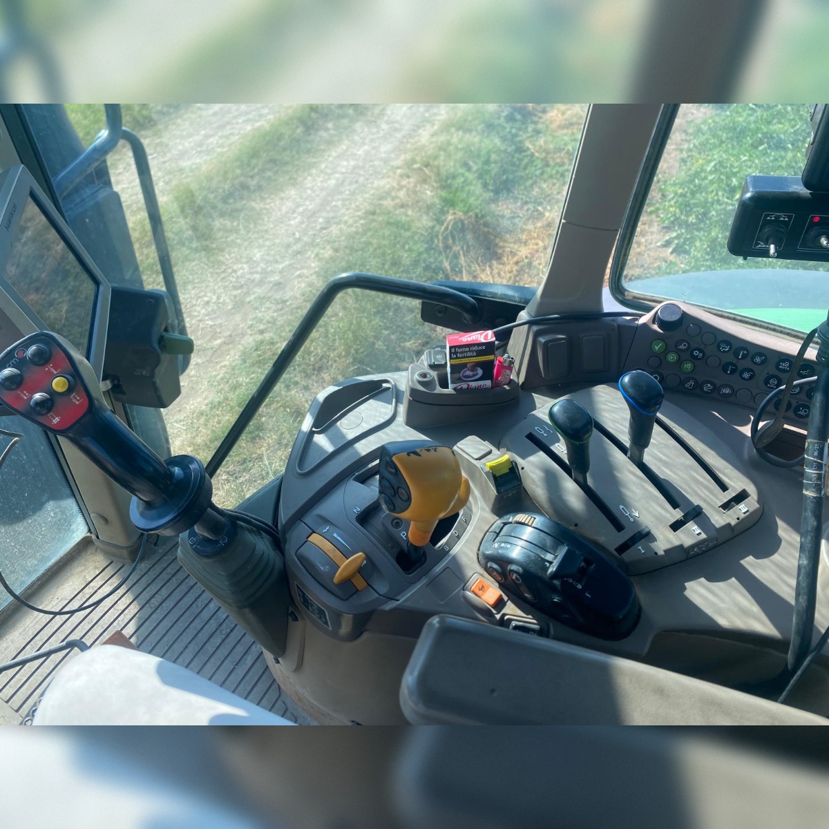 Trattore John Deere 6120M - immagine 3
